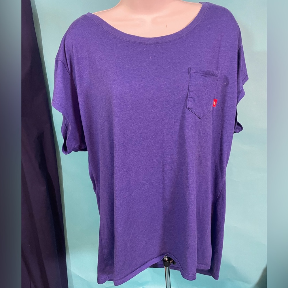 Nike t-shirt